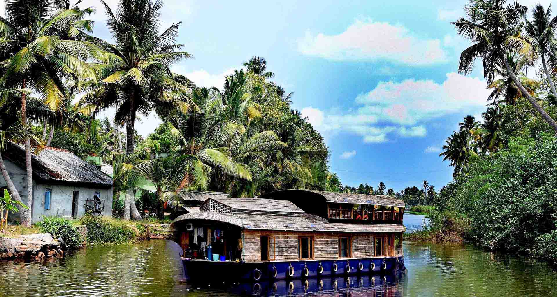 Long Houseboat Tour Kerala