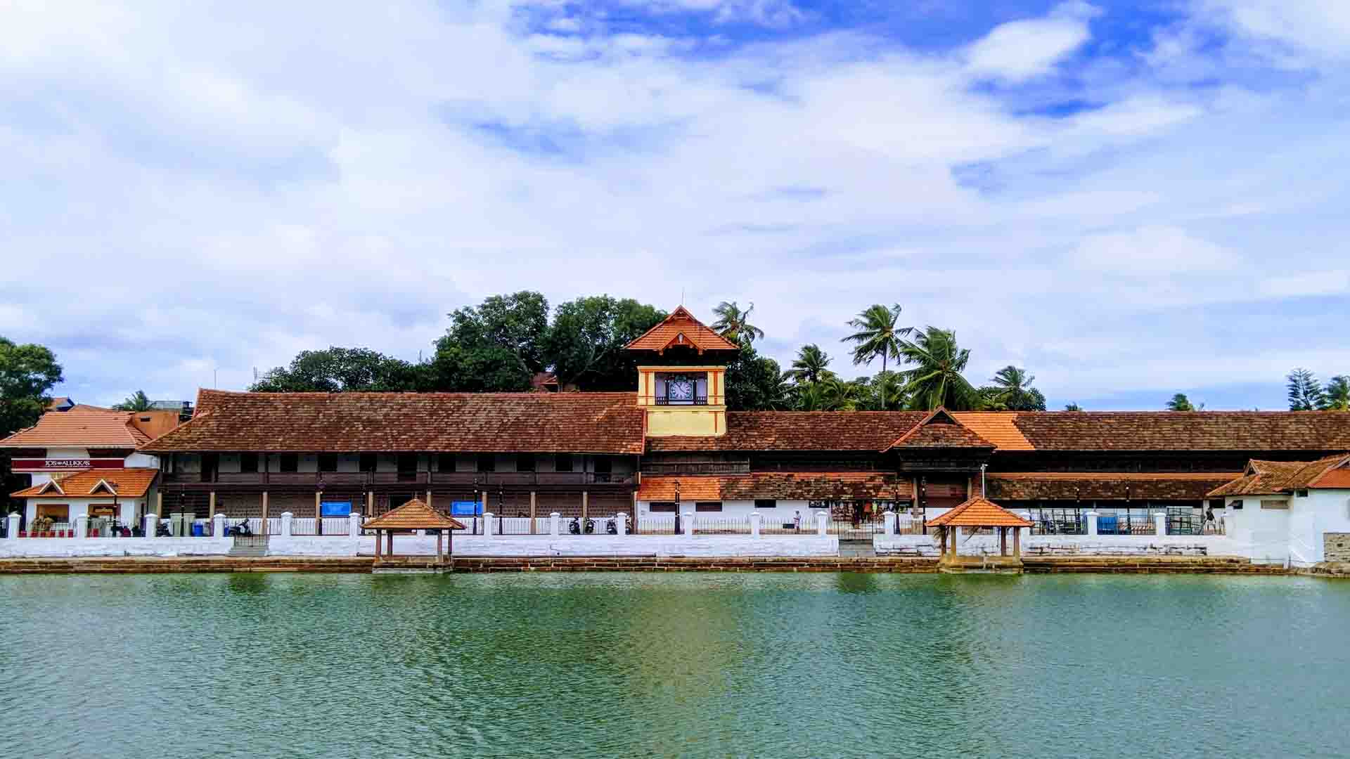 Day Houseboat Tour Kerala